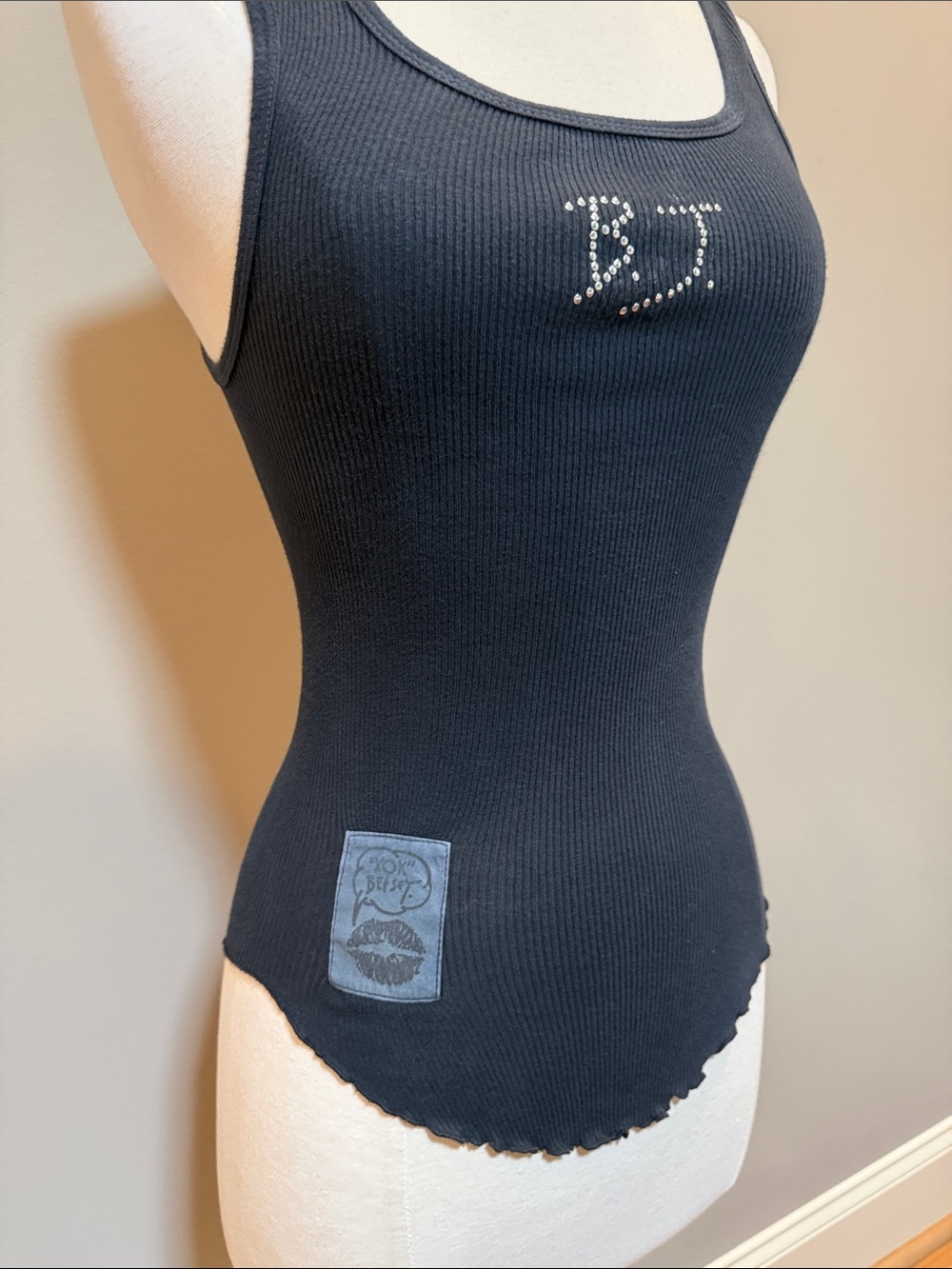Y2K Betsey Johnson Black 'BJ' Ribbed Tank Top - Picture 2 of 7
